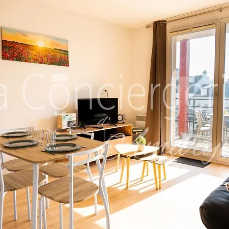 Svc 13 - Bel Proche Avec Balcon *